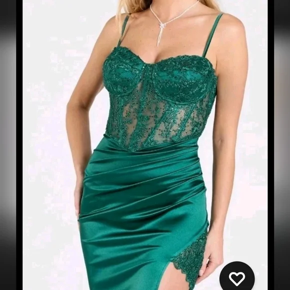 B Darlin Juniors' Corset Formal Lace Satin Gown Sz 13/14 (Women Sz 10) Green - Picture 2 of 15